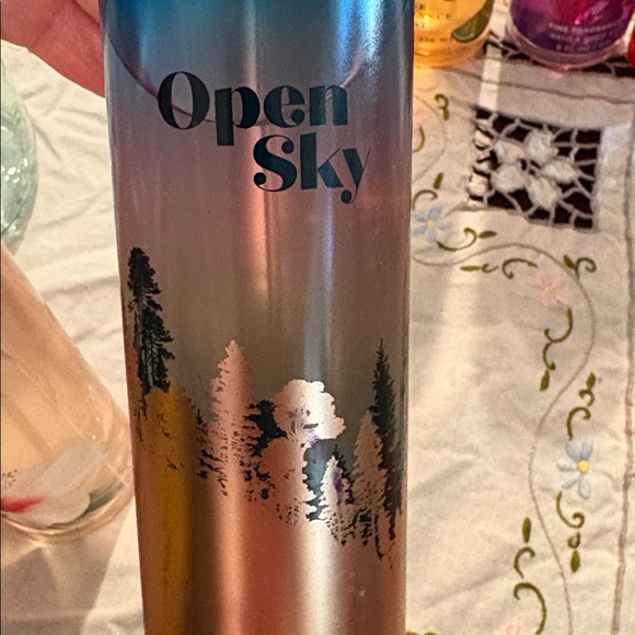 New Bath and Bodyworks body spray - Picture 16 of 16